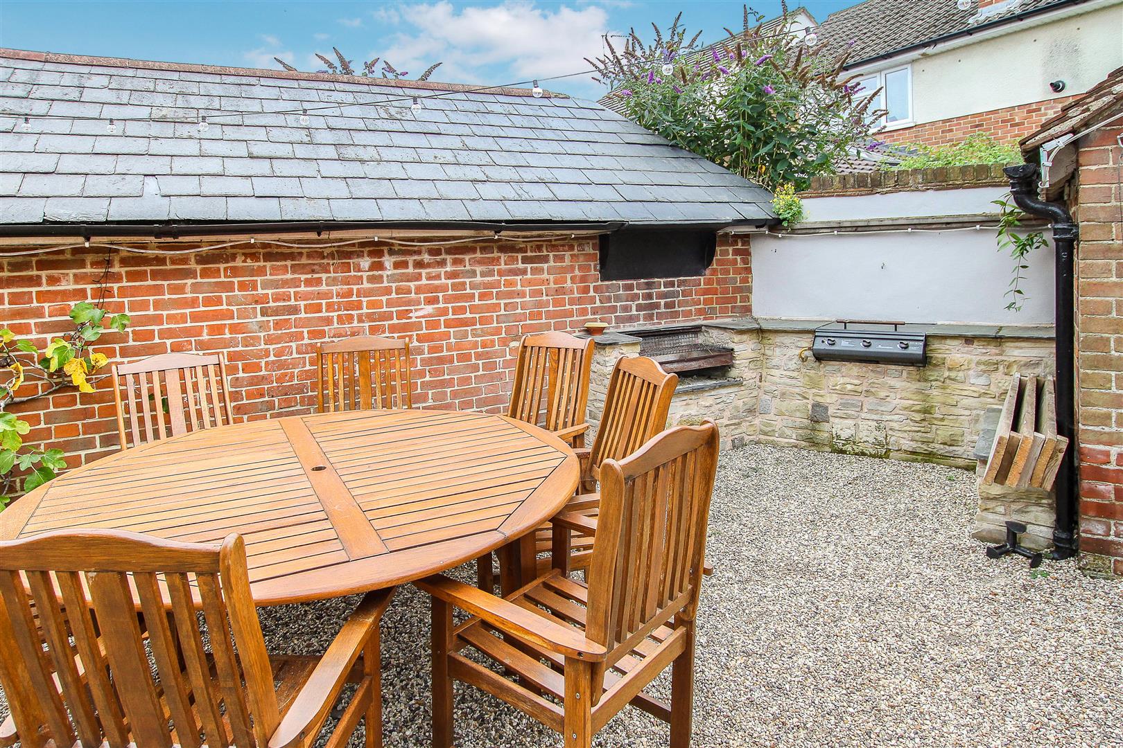 ** SIGNATURE HOME ** Blackmore Road, Blackmore, Ingatestone Keith Ashton